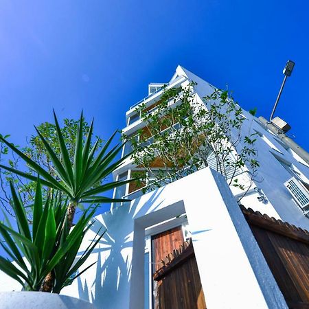 Admiring Island Apartment Tainan Luaran gambar