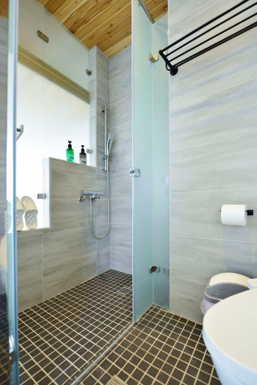 Admiring Island Apartment Tainan Luaran gambar