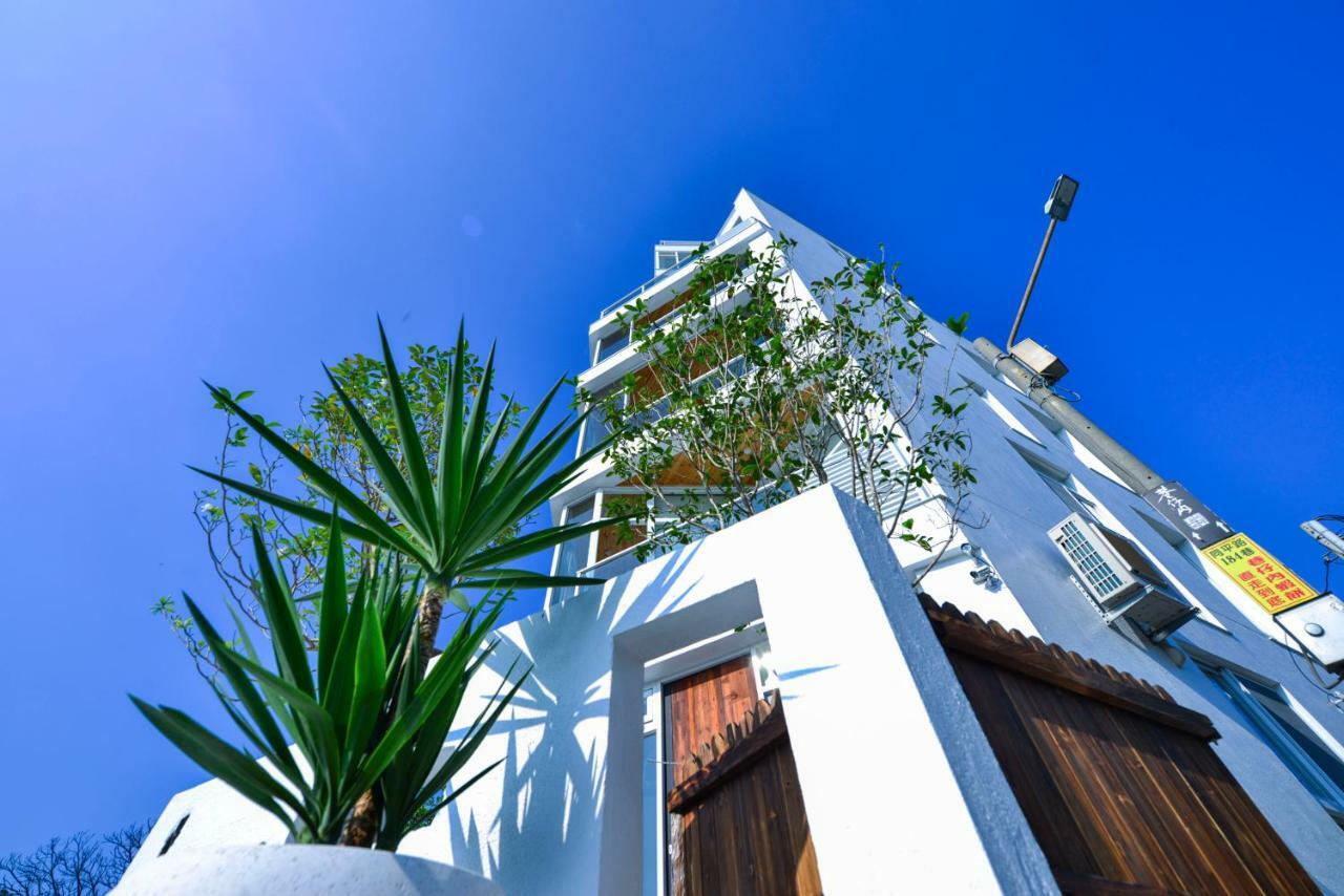 Admiring Island Apartment Tainan Luaran gambar